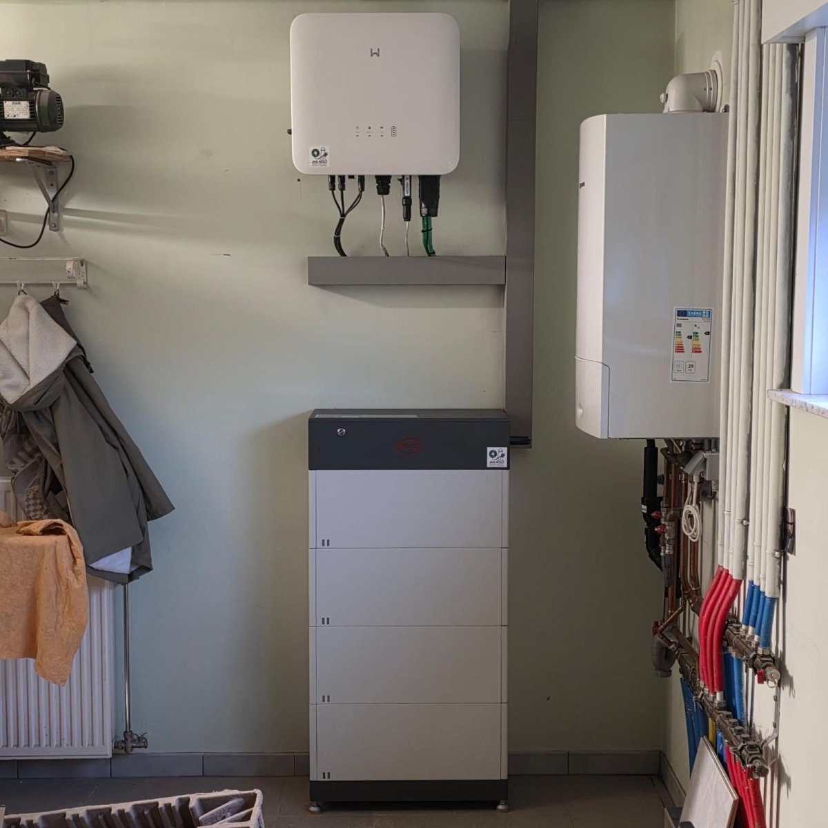 Zon opwekken, slim opslaan - Foto 3 van 3 - Veurne